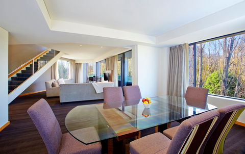 Crowne Plaza Canberra - Kempsey Accommodation 13