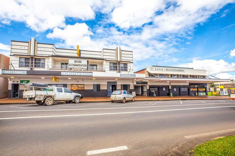 Atherton Hotel - Kempsey Accommodation 0