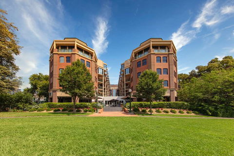 Amora Hotel Riverwalk Melbourne - Kempsey Accommodation 0