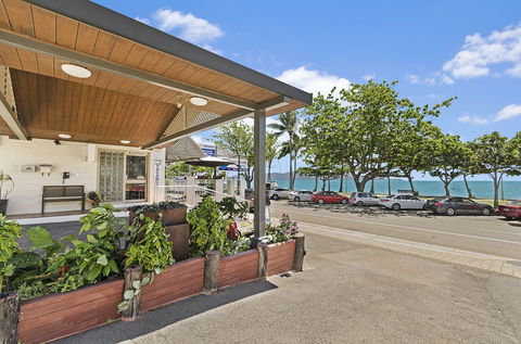 Beach House Motel - Kempsey Accommodation 0