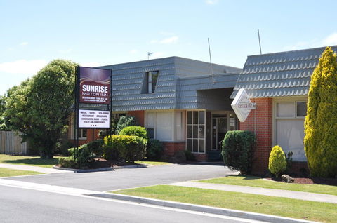 Sunrise Motor Inn - Kempsey Accommodation 0