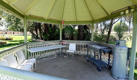 Burke & Wills Motor Inn - Kempsey Accommodation 1
