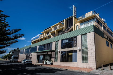 Alloggio Newcastle Beach Hotel - Kempsey Accommodation 0