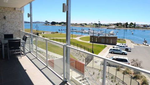 York Cove - Kempsey Accommodation 4