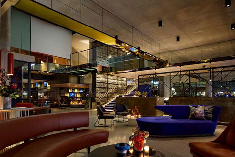 QT Melbourne - Kempsey Accommodation 2
