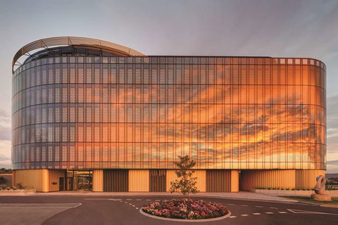 Vibe Hotel Canberra Airport - Kempsey Accommodation 1