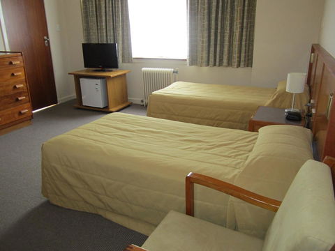University House - ANU - Kempsey Accommodation 3