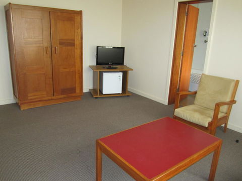 University House - ANU - Kempsey Accommodation 41