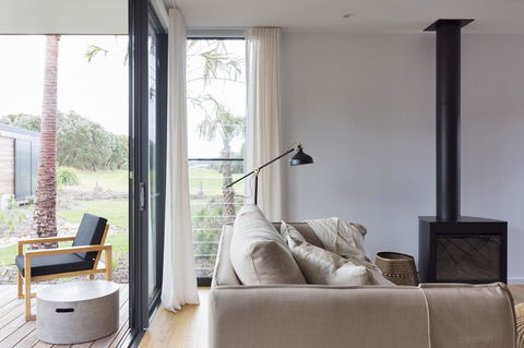 Bangalay Luxury Villas - Kempsey Accommodation 5