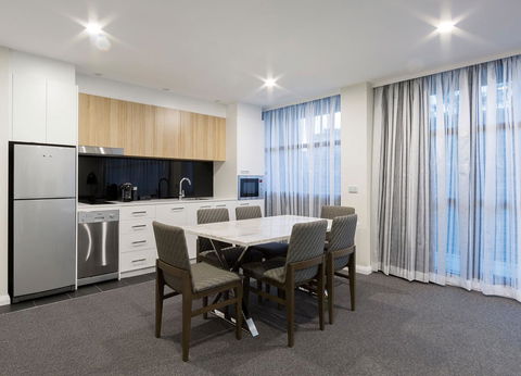 Avenue Hotel Canberra - Kempsey Accommodation 9