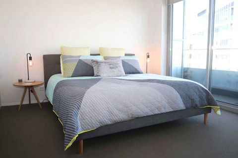 Realm Park 39 Barton ACT - Kempsey Accommodation 3