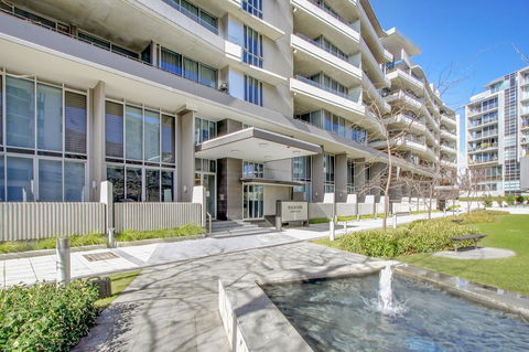 Realm Park 39 Barton ACT - Kempsey Accommodation 40