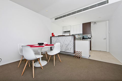 Realm Park 39 Barton ACT - Kempsey Accommodation 12