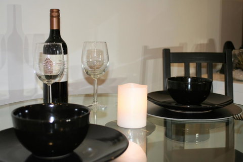 Modern Executive Apt@Barton*1BR*WiFi*Gym*Secure Parking*Canberra - Kempsey Accommodation 11