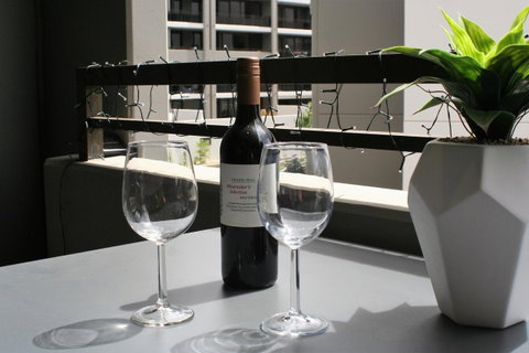 Modern Executive Apt@Barton*1BR*WiFi*Gym*Secure Parking*Canberra - Kempsey Accommodation 9