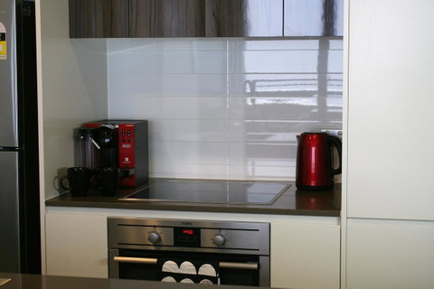 Modern Executive Apt@Barton*1BR*WiFi*Gym*Secure Parking*Canberra - Kempsey Accommodation 4