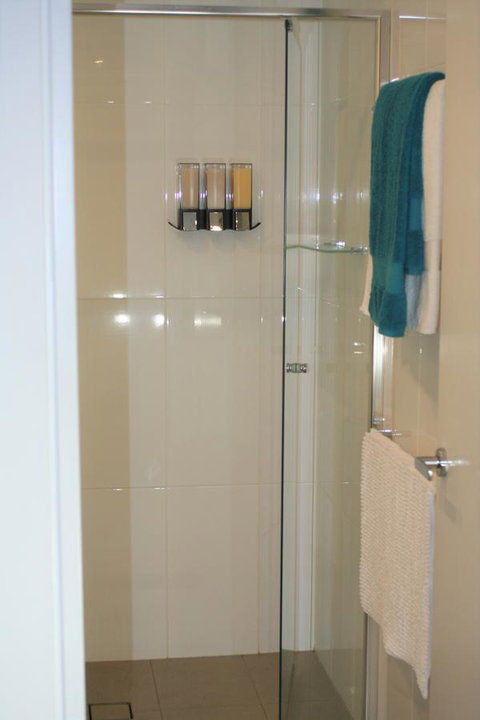 Modern Executive Apt@Barton*1BR*WiFi*Gym*Secure Parking*Canberra - Kempsey Accommodation 15