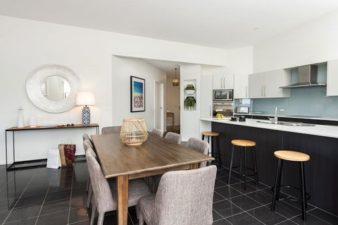 Mollymook Beachfront Penthouse 9 - Kempsey Accommodation 5