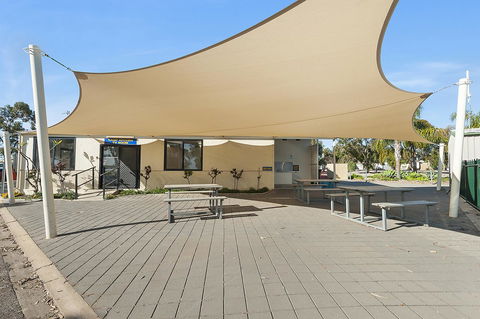 Port Broughton Tourist Park - Kempsey Accommodation 4