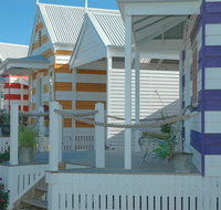 Beach Huts Middleton - Kempsey Accommodation