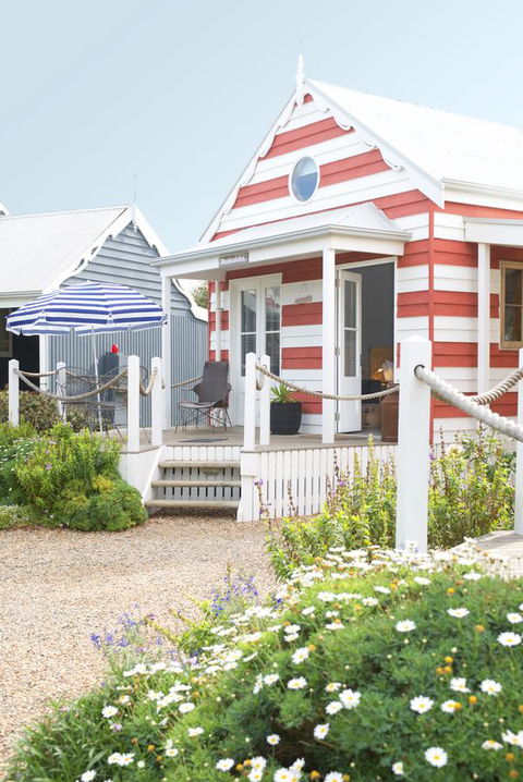 Beach Huts Middleton - Kempsey Accommodation 32
