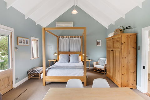 Beach Huts Middleton - Kempsey Accommodation 44