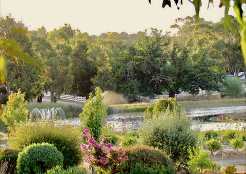 The Lake House Retreat - Kempsey Accommodation 20