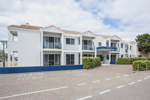 Marina Hotel - Kempsey Accommodation 19