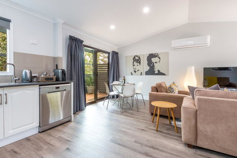 McLaren Vale Getaway - Kempsey Accommodation 16