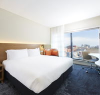 Holiday Inn Express Adelaide City Centre - Kempsey Accommodation