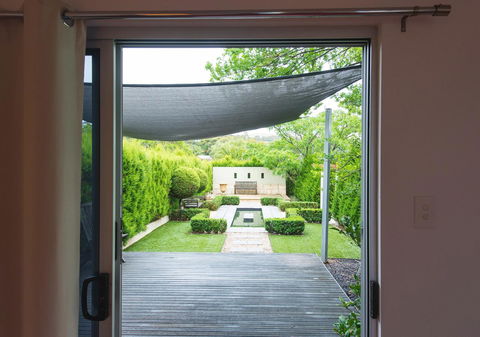 S T U D I O 22 Peaceful Retreat With Garden Views - Kempsey Accommodation 12