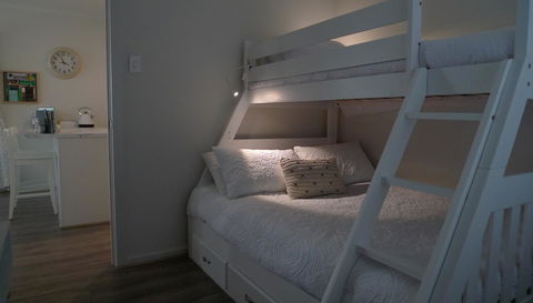 Grassmere House Magill - Kempsey Accommodation 5