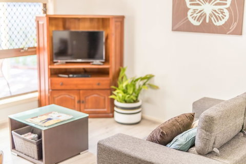 Tanunda\'s Magpie House - Kempsey Accommodation 14