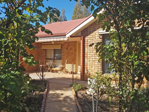 Tanunda\'s Magpie House - Kempsey Accommodation 2