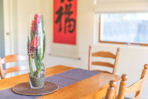 The Tudor House - Kempsey Accommodation 9