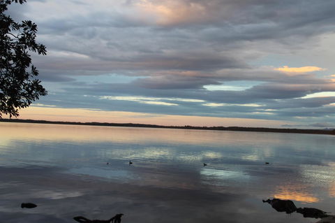 \'Point Break\' Your Waterfront Break At The Point - Kempsey Accommodation 1