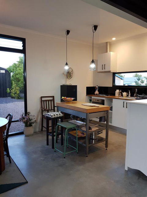 Sinclair Eco House - Kempsey Accommodation 9