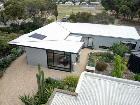 Sinclair Eco House - Kempsey Accommodation 6