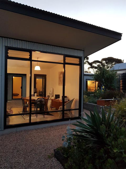 Sinclair Eco House - Kempsey Accommodation 14
