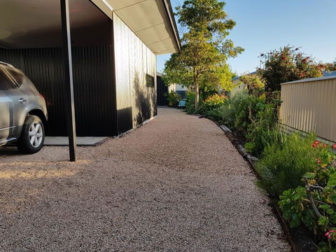 Sinclair Eco House - Kempsey Accommodation 24