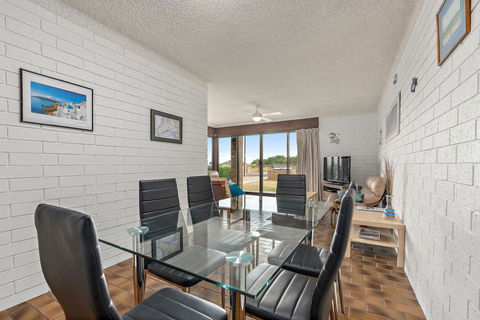 Sun & Surf Aldinga Beach Apartment - Kempsey Accommodation 5