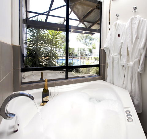 Majestic Oasis Apartments - Kempsey Accommodation 9