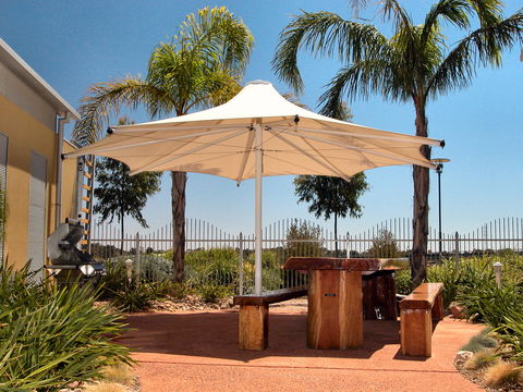 Majestic Oasis Apartments - Kempsey Accommodation 6