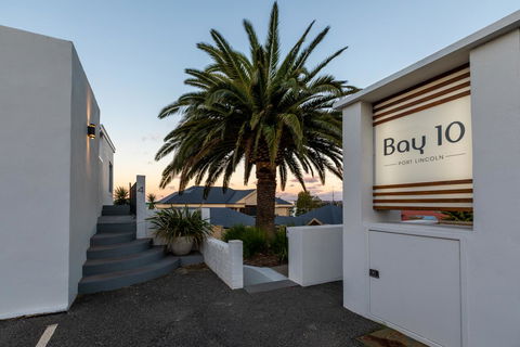 Bay 10 - Suites And Apartments - Kempsey Accommodation 21