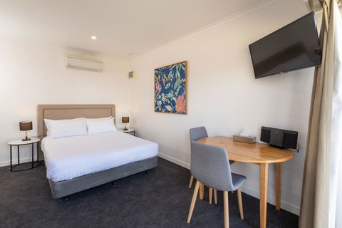 Bay 10 - Suites And Apartments - Kempsey Accommodation 8