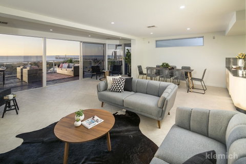 The Beach House @ Grange - Kempsey Accommodation 4