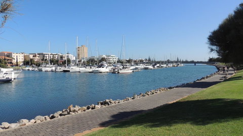 Glenelg - Marina Retreat - Kempsey Accommodation 2