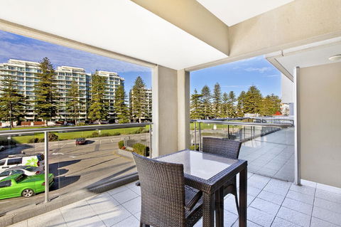 Glenelg Beach Studio - Kempsey Accommodation 11