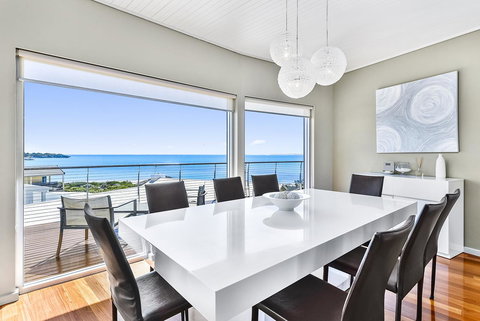 Aloha Waterfront Properties - Kempsey Accommodation 11