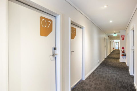 Nightcap At Rose & Crown Hotel - Kempsey Accommodation 24